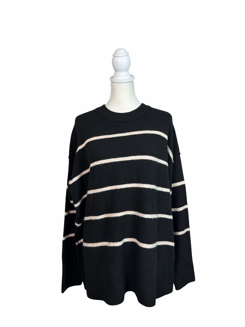 Aerie Women’s Small Black Ivory Striped Oversized Crewneck Sweater Tunic